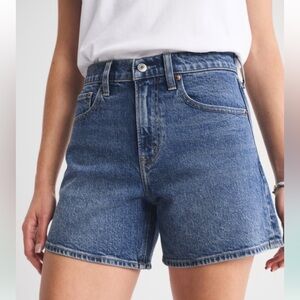 A&F Bestselling High Rise Dad Shorts Medium Blue Wash Size 34